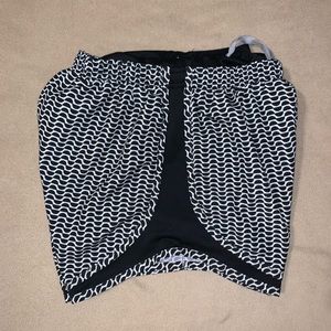 Nike Dri-Fit Tempo back white running shorts xs